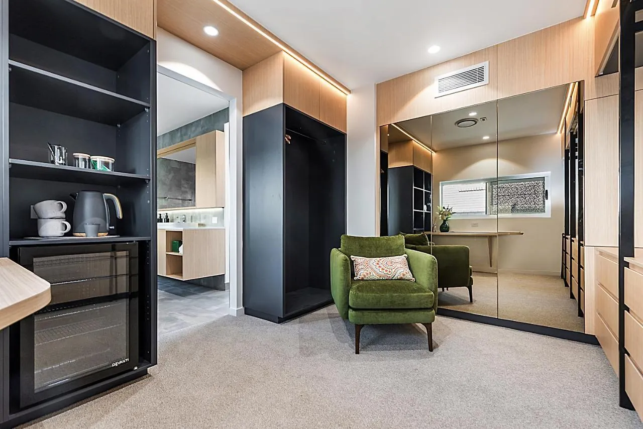 Luxury 5-Floor Unit With Ocean Views Near Beach Caloundra 0*,  Australia