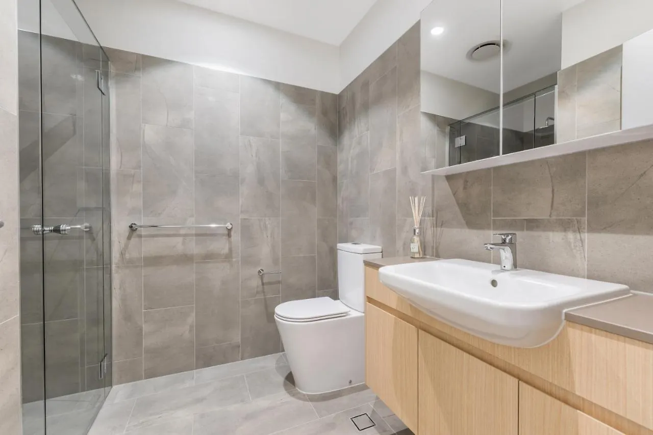 Luxury 5-Floor Unit With Ocean Views Near Beach Caloundra 0*,